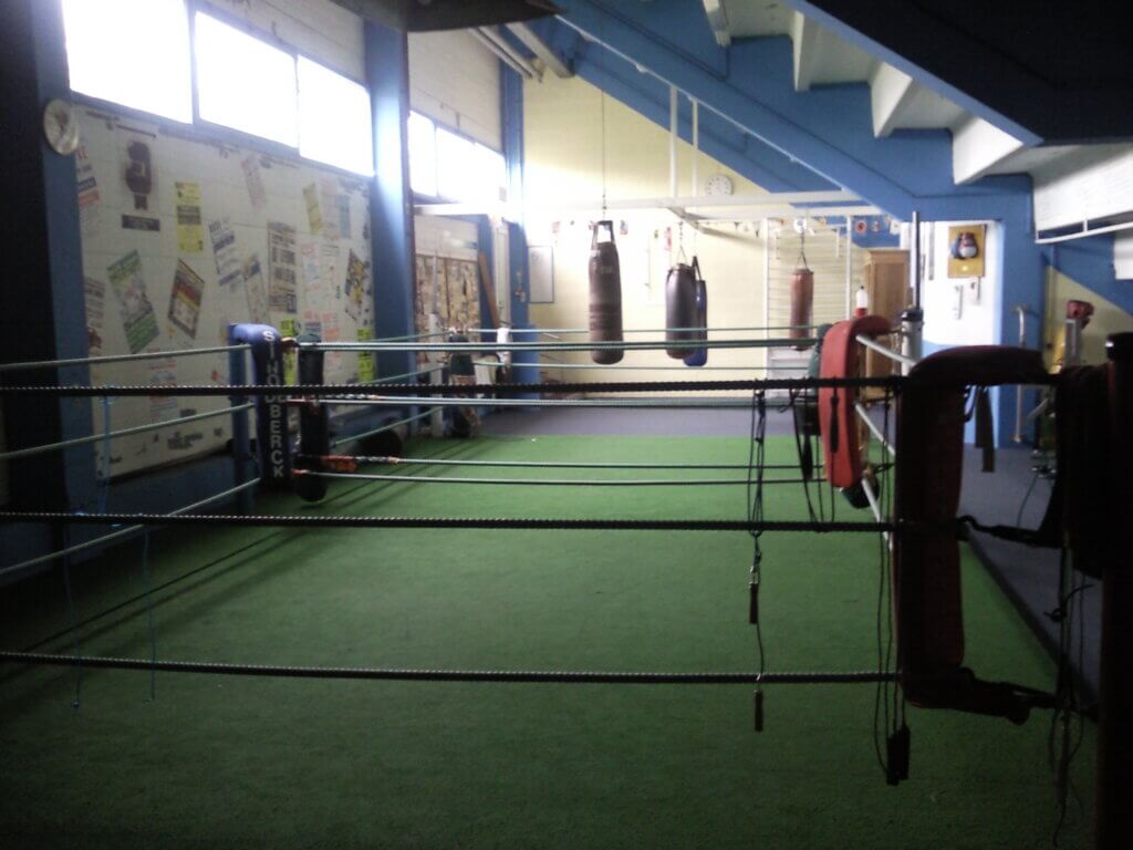 salle boxe vide ffb federation française de boxe