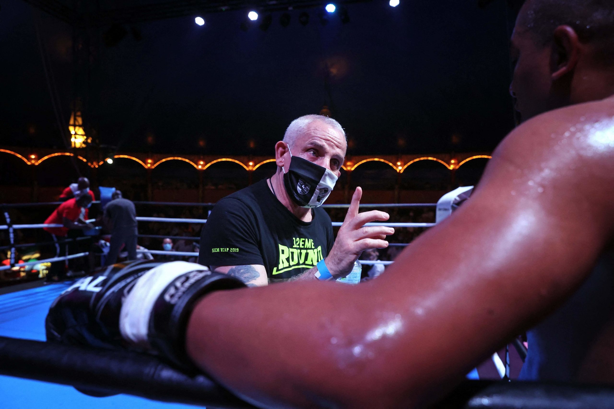 Le calendrier des pros - Fédération Française de Boxe