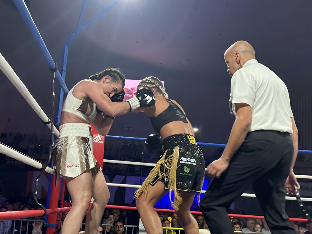 Marine Beauchamp battue pour le titre EBU - Fédération Française de Boxe